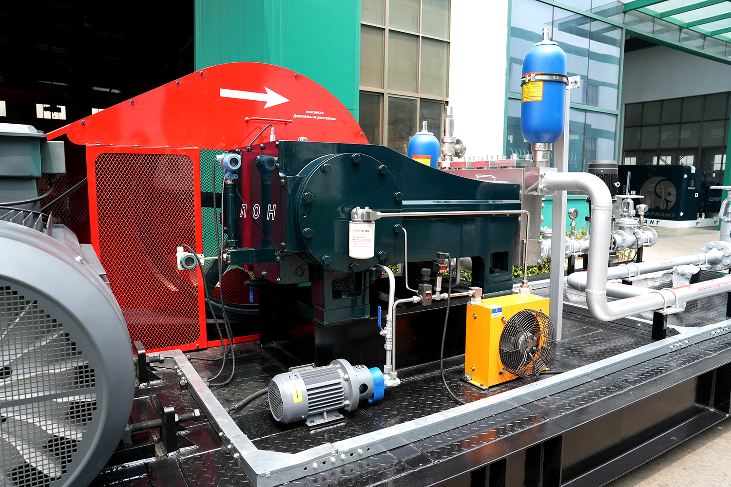 56358468.jpg DSC00058.jpg